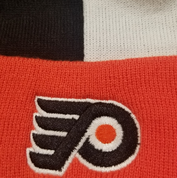 Mitchell & Ness Philadelphia Flyers Beanie - Picture 3 of 6